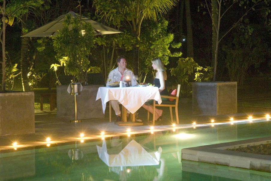 Serene Pavilions Wadduwa Restaurant foto